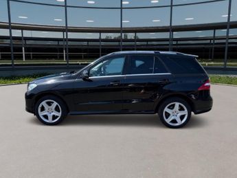 Mercedes M Class 2.1 ML250 BlueTEC AMG Line SUV 5dr Diesel G-Tronic 4WD Euro 6 (s
