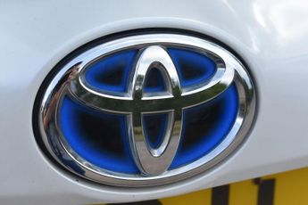 TOYOTA RAV4 2.5 VVT-h Design SUV 5dr Petrol Hybrid CVT Euro 6 (s/s) (197 ps)