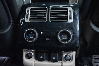 LAND ROVER RANGE ROVER 3.0 D350 MHEV Autobiography SUV 5dr Diesel Auto 4WD Euro 6 (s/s)