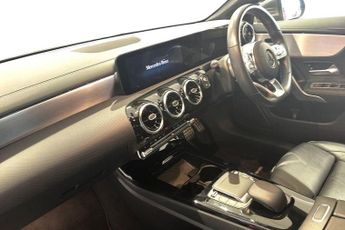 MERCEDES-BENZ CLA 1.3 CLA200 AMG Line Coupe 4dr Petrol 7G-DCT Euro 6 (s/s) (163 ps