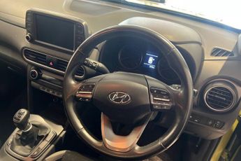 HYUNDAI KONA 1.0 T-GDi Blue Drive Premium SUV 5dr Petrol Manual Euro 6 (s/s) 