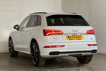 AUDI Q5 2.0 TDI 40 Black Edition SUV 5dr Diesel S Tronic quattro Euro 6 