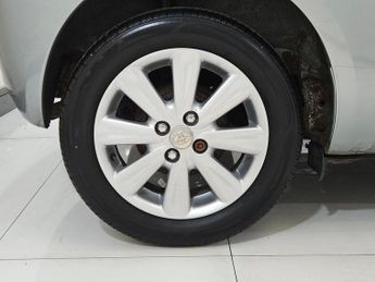 TOYOTA YARIS 1.4 D-4D TR Hatchback 3dr Diesel Manual Euro 4 (90 ps)