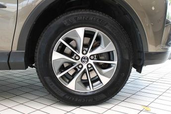 TOYOTA RAV4 2.5 VVT-h Icon SUV 5dr Petrol Hybrid CVT Euro 6 (s/s) (197 ps)