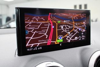 AUDI Q2 1.5 TFSI CoD 35 Sport SUV 5dr Petrol S Tronic Euro 6 (s/s) (150 