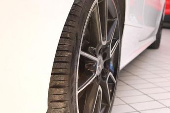 MERCEDES-BENZ C-CLASS 2.0 C300d AMG Line (Premium) Coupe 2dr Diesel G-Tronic+ Euro 6 (