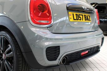 MINI HATCH 1.5 Cooper Hatchback 3dr Petrol Steptronic Euro 6 (s/s) (136 ps)