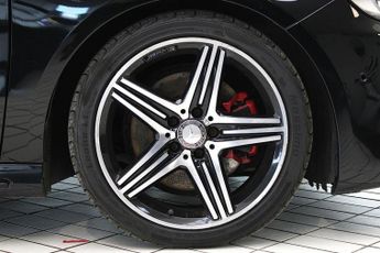 MERCEDES-BENZ A-CLASS 2.0 A250 AMG (Premium) Hatchback 5dr Petrol 7G-DCT 4MATIC Euro 6