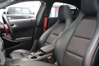 MERCEDES-BENZ A-CLASS 2.0 A250 AMG (Premium) Hatchback 5dr Petrol 7G-DCT 4MATIC Euro 6