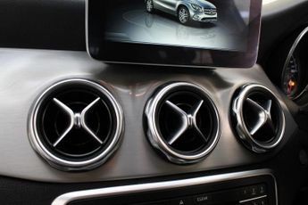 MERCEDES-BENZ 180 2.0 GLA250 AMG Line SUV 5dr Petrol 7G-DCT 4MATIC Euro 6 (s/s) (2