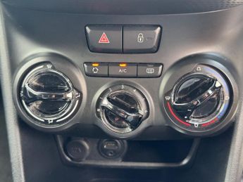 PEUGEOT 2008 1.6 e-HDi Active SUV 5dr Diesel EGC Euro 5 (s/s) (92 ps)