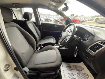 HYUNDAI I20 1.4 Active Hatchback 5dr Petrol Auto Euro 5 (100 ps)
