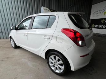 HYUNDAI I20 1.4 Active Hatchback 5dr Petrol Auto Euro 5 (100 ps)