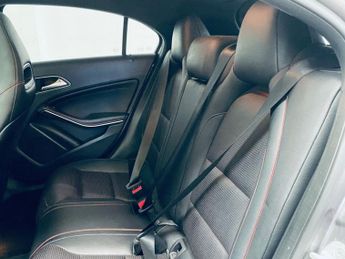 MERCEDES-BENZ A-CLASS 2.1 A200 CDI AMG Sport Hatchback 5dr Diesel 7G-DCT Euro 6 (s/s) 