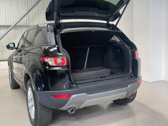 LAND ROVER RANGE ROVER EVOQUE 2.2 SD4 Pure SUV 5dr Diesel Manual 4WD Euro 5 (s/s) (190 ps)