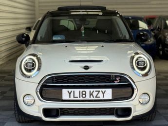 MINI HATCH 2.0 Cooper S Hatchback 5dr Petrol Steptronic Euro 6 (s/s) (192 p
