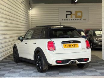 MINI HATCH 2.0 Cooper S Hatchback 5dr Petrol Steptronic Euro 6 (s/s) (192 p