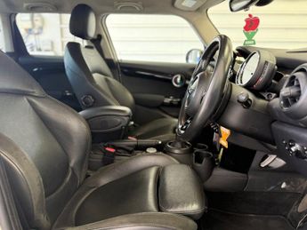 MINI HATCH 2.0 Cooper S Hatchback 5dr Petrol Steptronic Euro 6 (s/s) (192 p