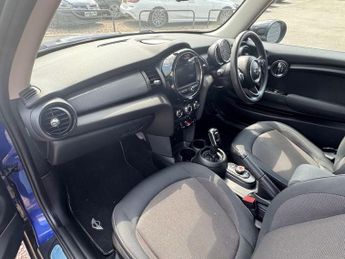 MINI HATCH 1.5 Cooper Classic Hatchback 3dr Petrol Steptronic Euro 6 (s/s)