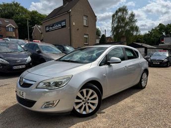 Vauxhall Astra 1.6 16v SE Hatchback 5dr Petrol Auto Euro 5 (115 ps)