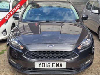Ford Focus AUTOMATIC 1.6 Zetec Hatchback 5dr Petrol Powershift Euro 6 (125 