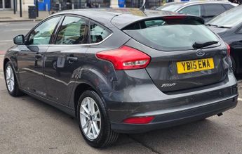 FORD FOCUS AUTOMATIC 1.6 Zetec Hatchback 5dr Petrol Powershift Euro 6 (125 
