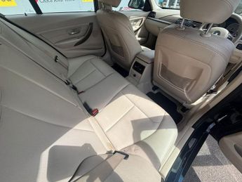 BMW 3 SERIES 2.0 328i Modern Saloon 4dr Petrol Auto Euro 5 (s/s) (245 ps)