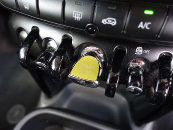 MINI Electric Hatch Cooper SE 32.6kWh Level 1 Hatchback 3dr Electric Auto (184 ps)