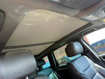 VOLKSWAGEN TOUAREG 3.0 TDI V6 BlueMotion Tech R-Line Plus SUV 5dr Diesel Tiptronic