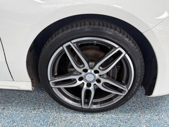 MERCEDES-BENZ A CLASS 1.5 A180d AMG Line (Premium Plus) Hatchback 5dr Diesel 7G-DCT Eu