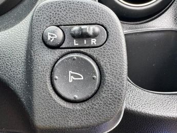 HONDA JAZZ 1.4 i-VTEC ES Hatchback 5dr Petrol CVT Euro 5 (99 ps)