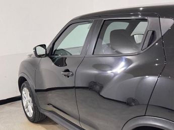 NISSAN JUKE 1.5 dCi N-Connecta SUV 5dr Diesel Manual Euro 6 (s/s) (110 ps)