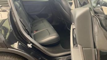 TESLA MODEL Y (Dual Motor) Long Range SUV 5dr Electric Auto 4WDE (384 bhp)