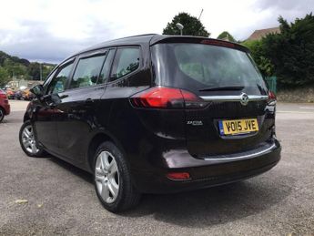 VAUXHALL ZAFIRA TOURER 1.4i Turbo Exclusiv MPV 5dr Petrol Manual Euro 6 (140 ps)