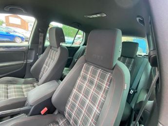 VOLKSWAGEN GOLF 2.0 TSI GTI Hatchback 5dr Petrol Manual Euro 5 (210 ps)