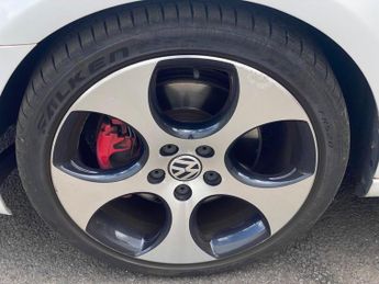 VOLKSWAGEN GOLF 2.0 TSI GTI Hatchback 5dr Petrol Manual Euro 5 (210 ps)