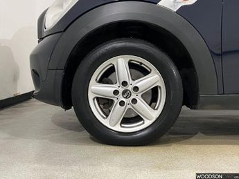 MINI COUNTRYMAN 1.6 Cooper SUV 5dr Petrol Steptronic Euro 5 (122 ps)