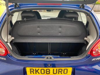 TOYOTA AYGO 1.0 VVT-i Blue Hatchback 3dr Petrol MultiMode Euro 4 (67 bhp)