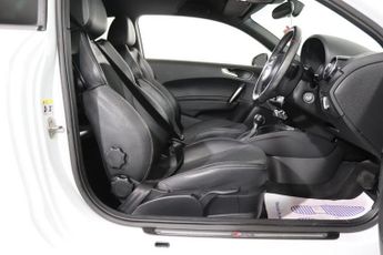 AUDI A1 1.4 TFSI Black Edition Hatchback 3dr Petrol S Tronic Euro 5 (185