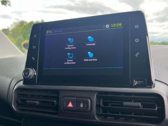 PEUGEOT PARTNER Partner Professional Premium+ EV