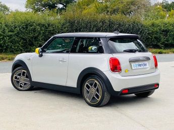 MINI Electric Hatch Cooper SE 32.6kWh Level 1 Hatchback 3dr Electric Auto (184 ps)