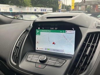 FORD KUGA 2.0 TDCi ST-Line SUV 5dr Diesel Powershift Euro 6 (120 ps)