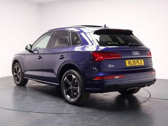 AUDI Q5 2.0 TDI 40 Black Edition SUV 5dr Diesel S Tronic quattro Euro 6 