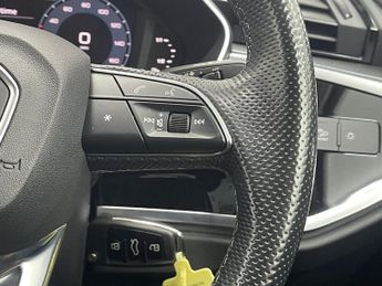 AUDI Q3 1.5 TFSI CoD 35 S line SUV 5dr Petrol S Tronic Euro 6 (s/s) (150