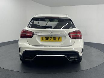 MERCEDES-BENZ GLA 2.0 GLA45 AMG SUV 5dr Petrol SpdS DCT 4MATIC Euro 6 (s/s) (381 p