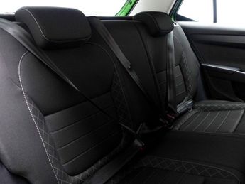 SKODA FABIA 1.0 TSI SE L Hatchback 5dr Petrol DSG Euro 6 (s/s) (110 ps)