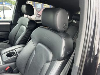 AUDI Q7 3.0 TDI V6 S line Plus SUV 5dr Diesel Tiptronic quattro Euro 5 (