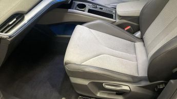 SKODA ENYAQ 82kWh 80 Loft SUV 5dr Electric Auto (204 ps)