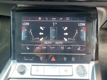 AUDI E-TRON 50 Black Edition SUV 5dr Electric Auto quattro 71.2kWh (11kW Cha