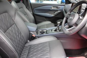 NISSAN QASHQAI 1.3 DIG-T MHEV Tekna+ SUV 5dr Petrol Hybrid Manual Euro 6 (s/s)